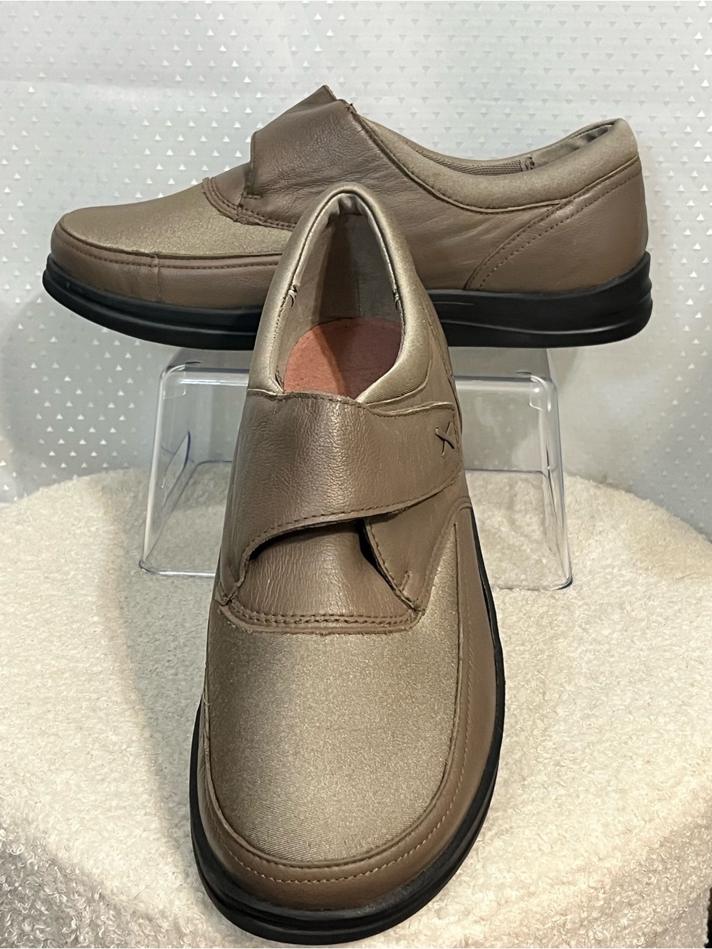 Apex Women's Leather Walking Shoe Slip-On Orthopedic/ Diabetic Footwear 9.5W